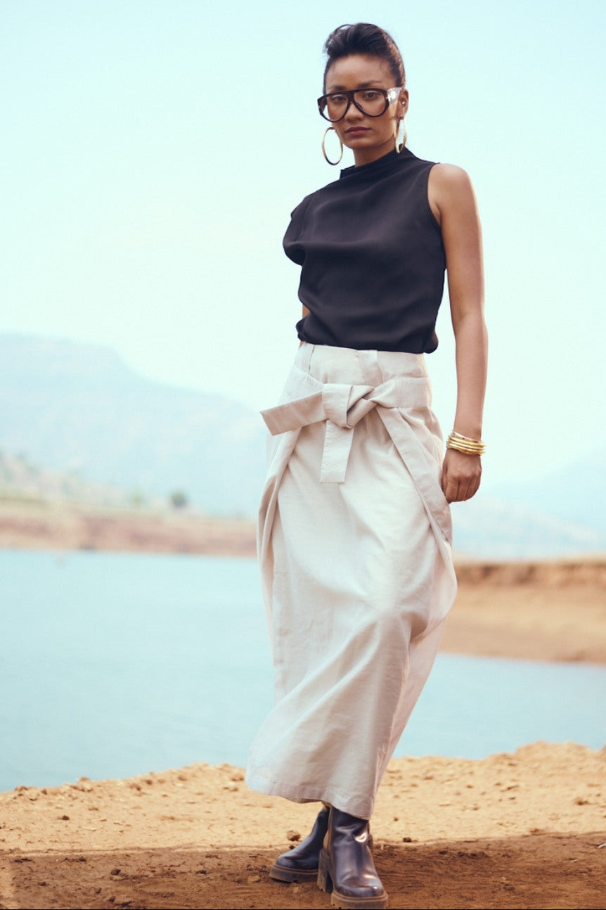 Nami Skirt in Light Grey