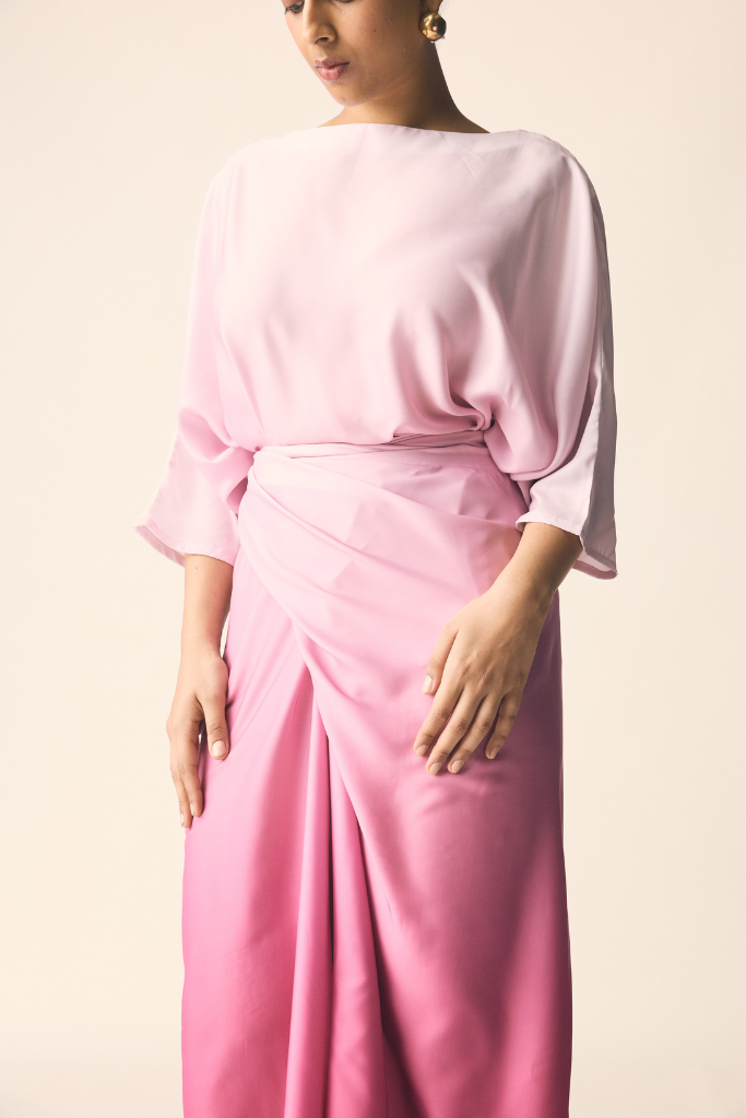 Mor Set in Pink Ombre Satin