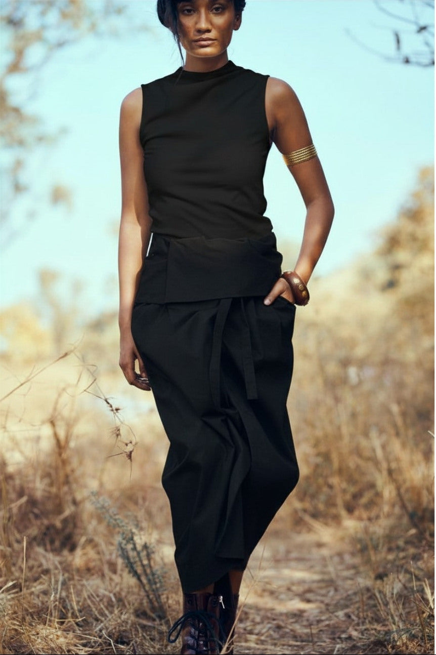 Tabi Skirt in Black