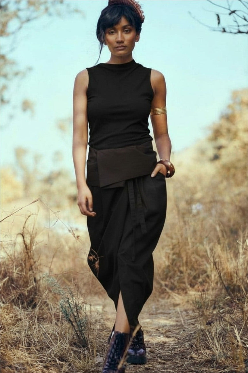 Tabi Skirt in Black