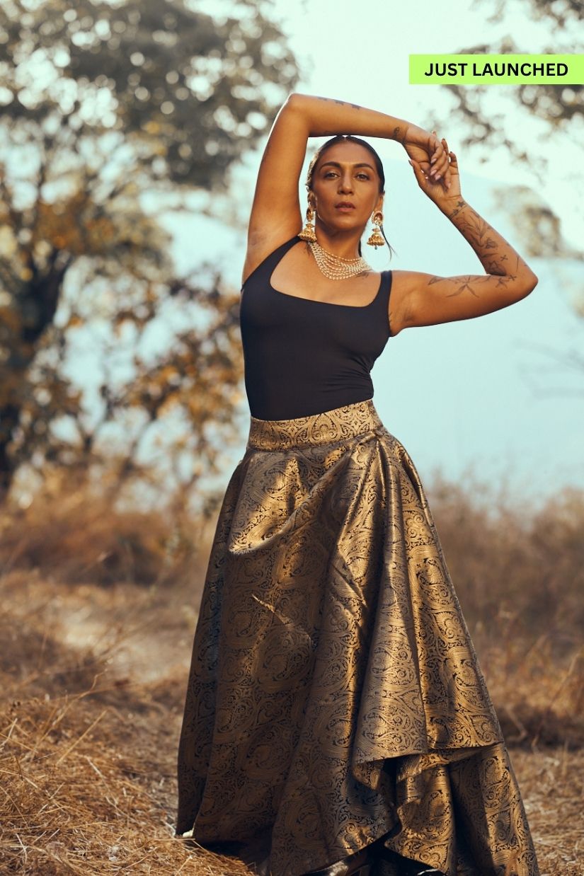 Mori Skirt in Black Brocade