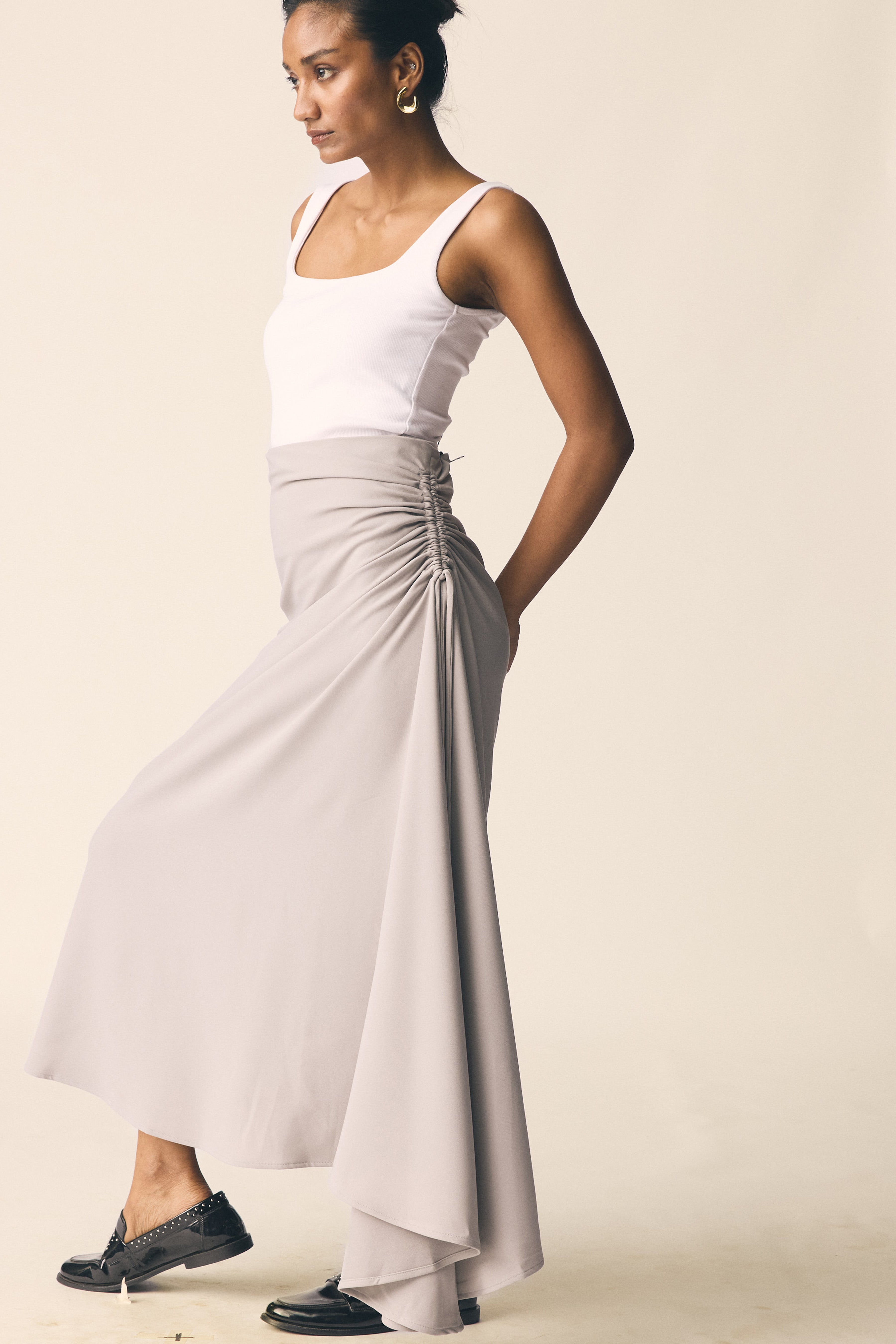 Roule Skirt in Grey
