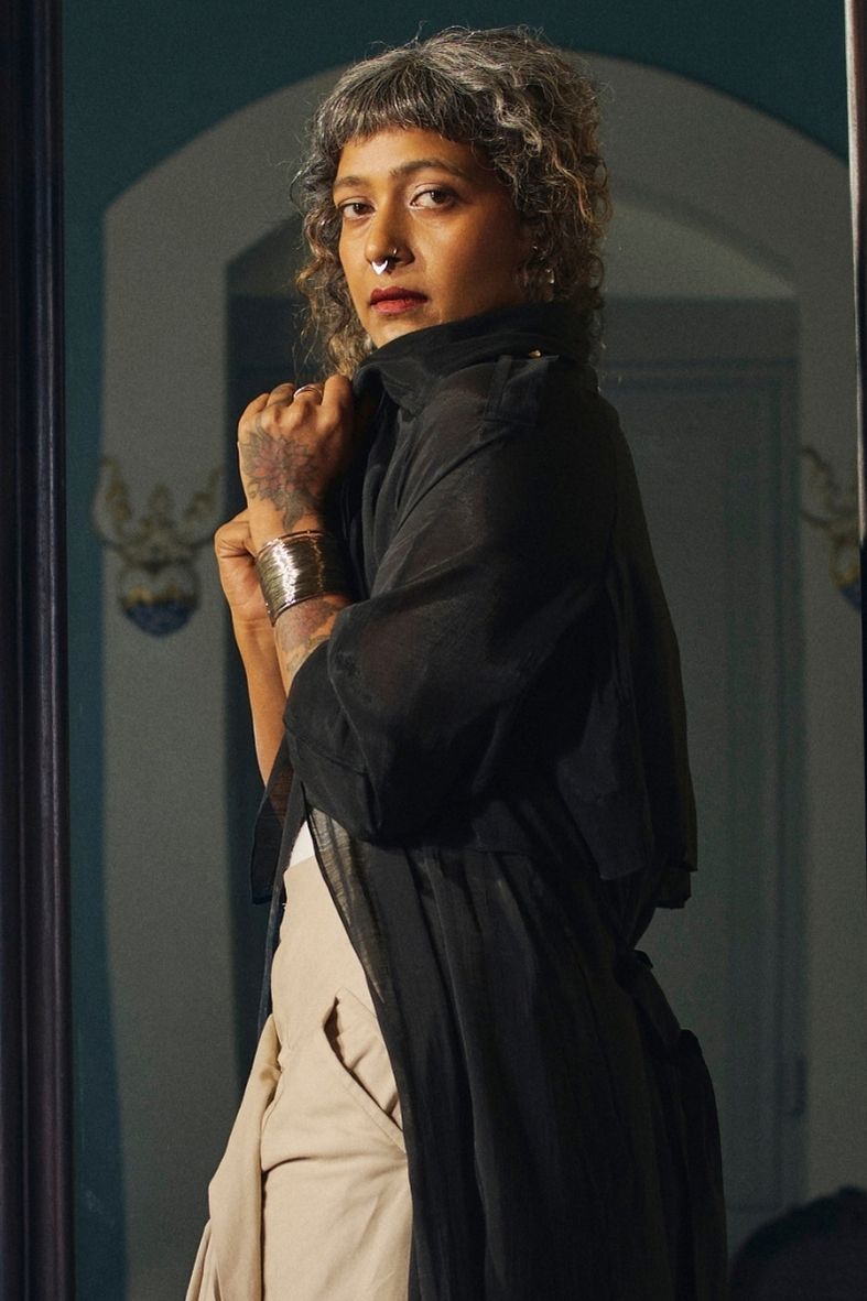 Sia Mul-Chanderi Trench in Black