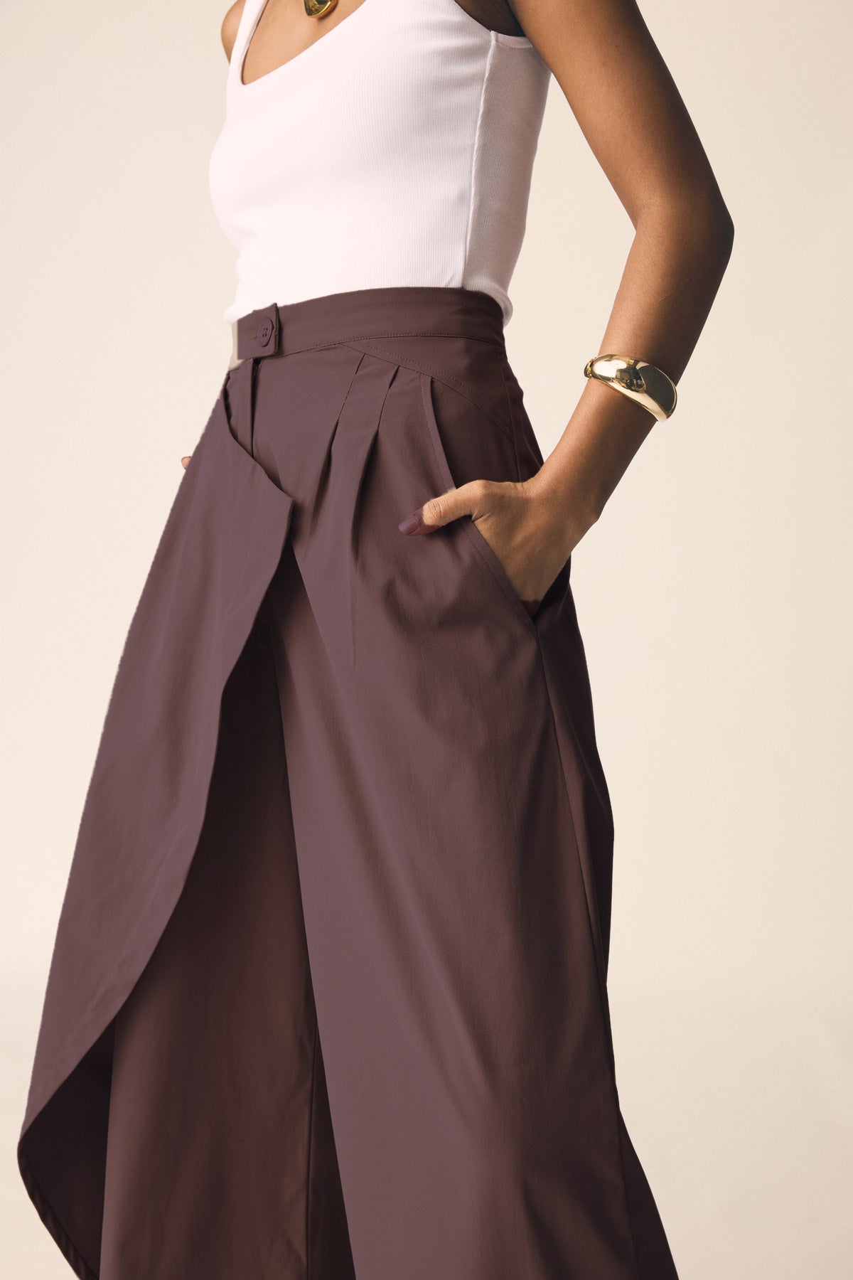 Drift Pants in Dark Brown Twill