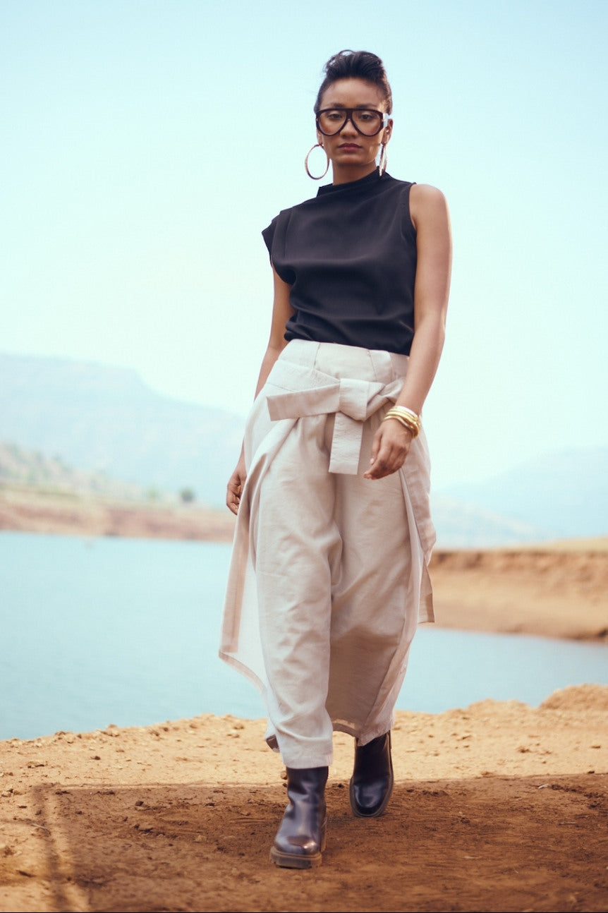 Nami Skirt in Light Grey