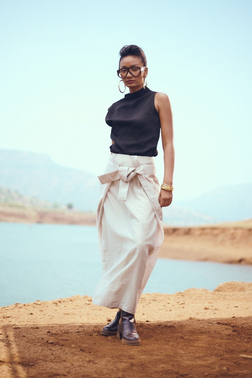 Nami Skirt in Light Grey