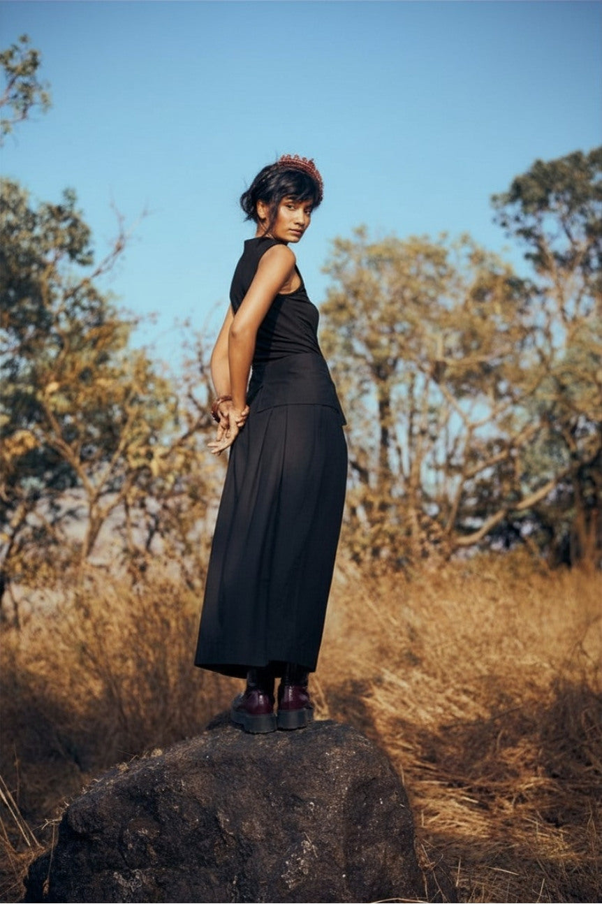 Tabi Skirt in Black
