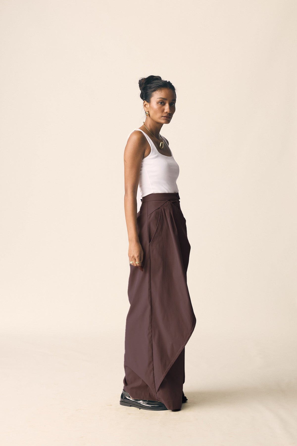 Drift Pants in Dark Brown Twill