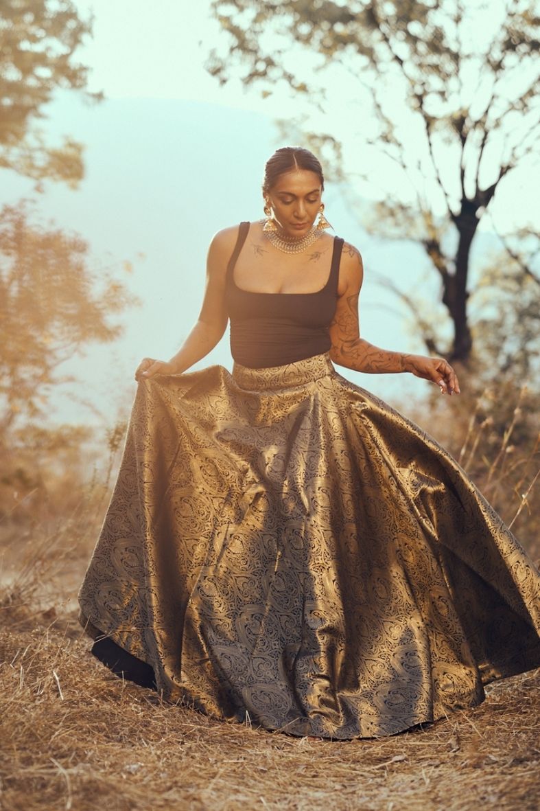 Mori Skirt in Black Brocade