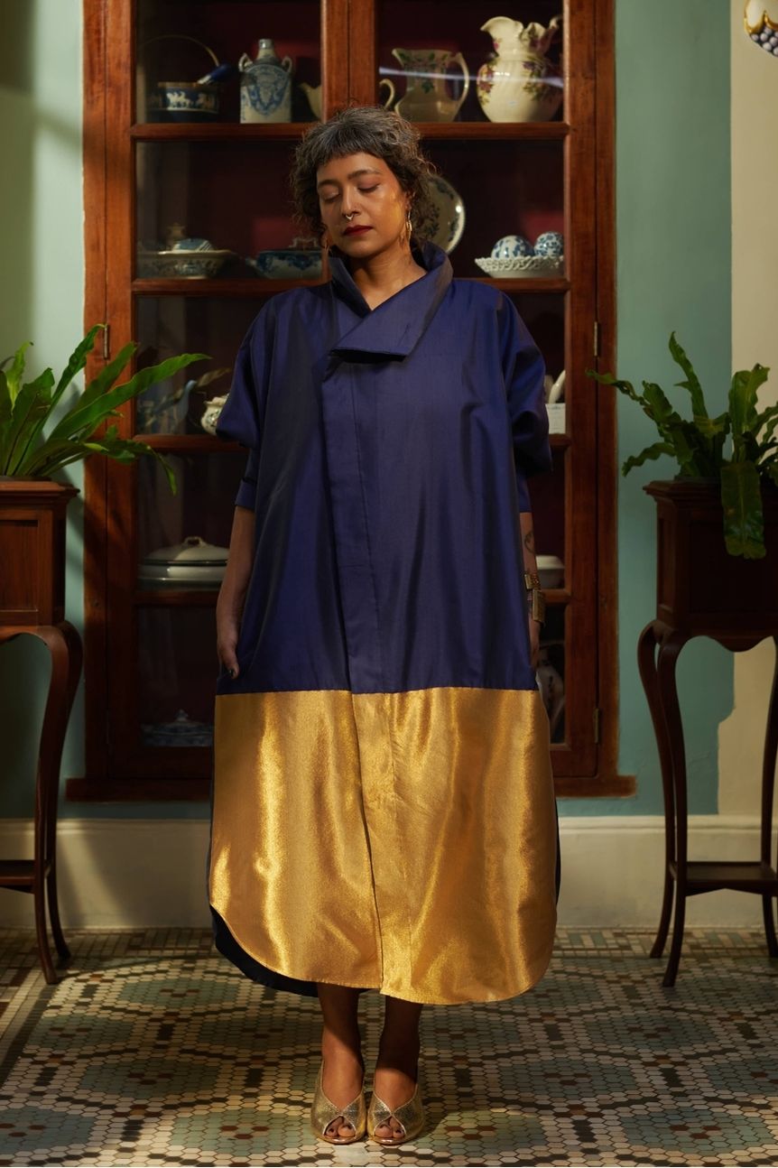 Amaai Dress in Dark Blue Brocade