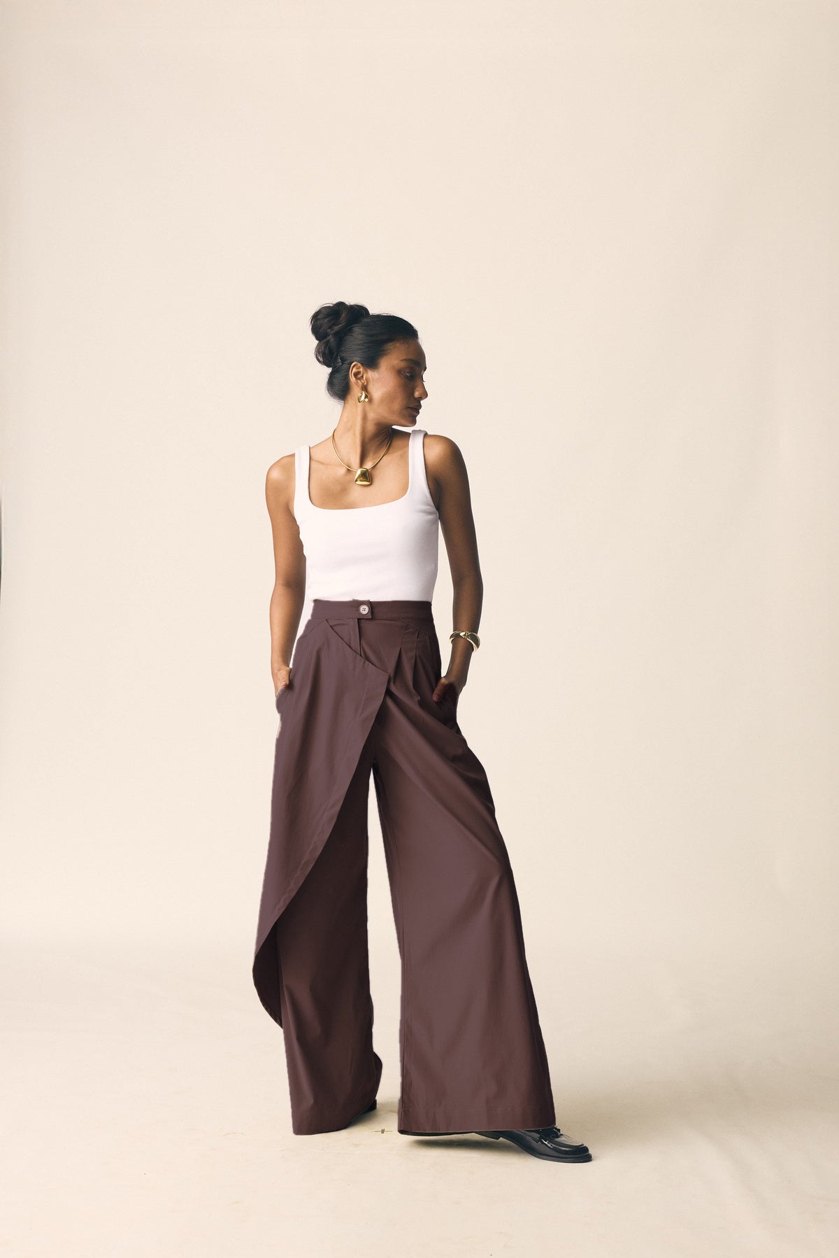 Drift Pants in Dark Brown Twill